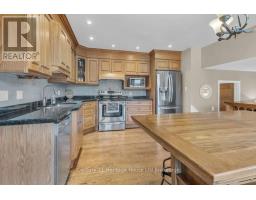 4 DEMEYERE AVENUE - 11