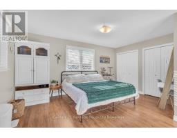 4 DEMEYERE AVENUE - 14