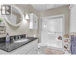 4 DEMEYERE AVENUE - 16