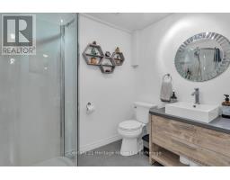 4 DEMEYERE AVENUE - 22