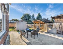 4 DEMEYERE AVENUE - 30