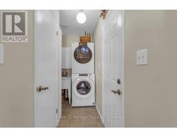 58 WILKINS CRESCENT - 21