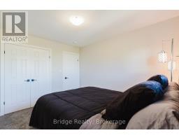 1637 DUNKIRK AVENUE - 38