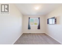 1637 DUNKIRK AVENUE - 39
