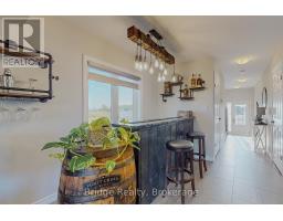 1637 DUNKIRK AVENUE - 8