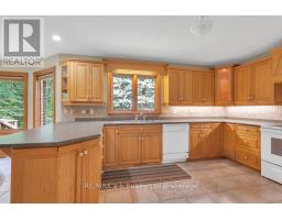 21 WINDEMERE AVENUE - 12