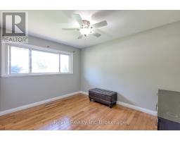 82 BEE STREET - 16
