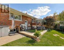 82 BEE STREET - 25