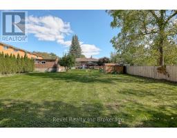 82 BEE STREET - 27
