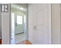 82 BEE STREET - 4