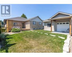 18 ORIOLE CRESCENT - 26