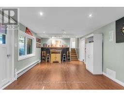 132 NORTH STREET E - 44