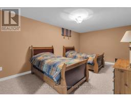 29 JACKSON COURT - 17