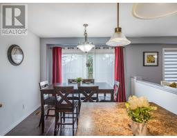 702 FRONTENAC CRESCENT - 7