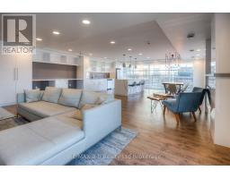 415 - 155 ST LEGER STREET - 35