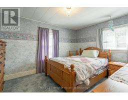 127 CLARKE STREET N - 22