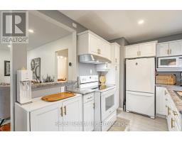 72 BAYSWATER STREET - 10