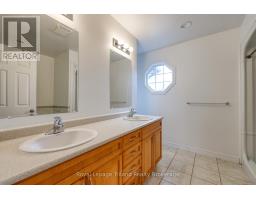 93 FINCH AVENUE - 32