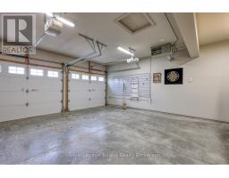 93 FINCH AVENUE - 36