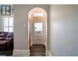 671 HENRY STREET - 13