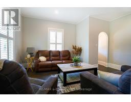 671 HENRY STREET - 16