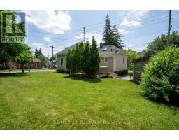 671 HENRY STREET - 5