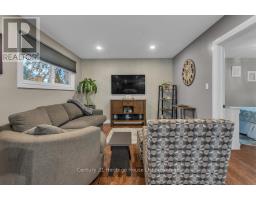 200 ELIZABETH STREET - 16