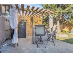 200 ELIZABETH STREET - 32