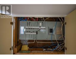 675 MILLER STREET - 26