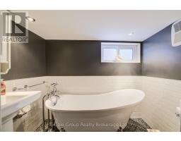 14 GRANDVIEW STREET - 25