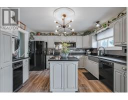 549 LANSDOWNE AVENUE - 16