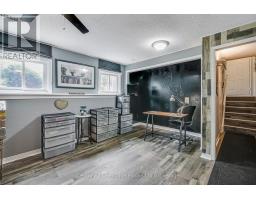 549 LANSDOWNE AVENUE - 32