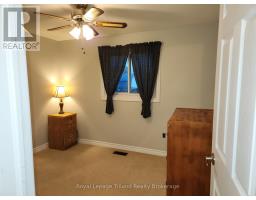 183 DIEFENBAKER DRIVE - 31