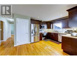 820 RIDGEWOOD DRIVE - 10