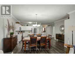 55 - 566 SPITFIRE STREET - 19