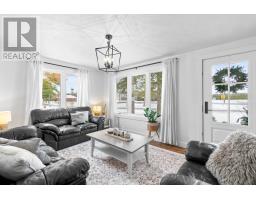 188 JOHN STREET S - 10