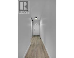 6 - 125 BAY STREET - 2