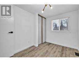 6 - 125 BAY STREET - 29