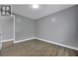 1343 UPPER THAMES DRIVE - 33