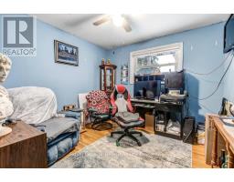 772 DEVONSHIRE AVENUE E - 6