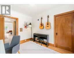 15 MCKENZIE STREET - 19