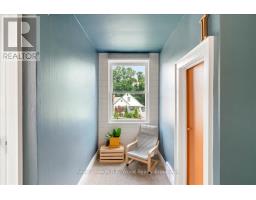 15 MCKENZIE STREET - 21