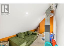 15 MCKENZIE STREET - 22