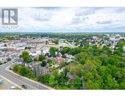 15 MCKENZIE STREET - 41