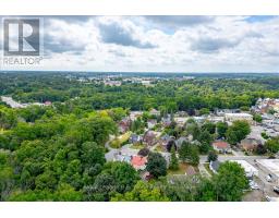 15 MCKENZIE STREET - 42