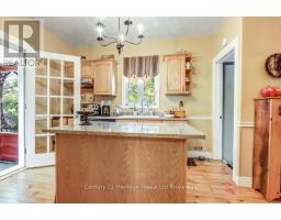 230 GRAHAM STREET - 6