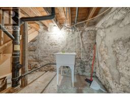 12 SYDENHAM STREET - 32