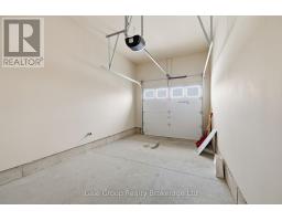 61 KEBA CRESCENT - 13