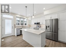 61 KEBA CRESCENT - 15