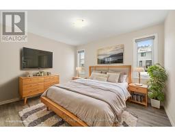 61 KEBA CRESCENT - 19